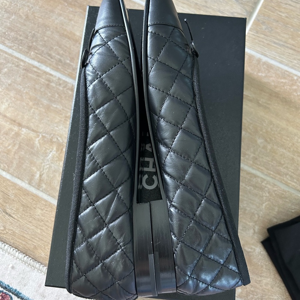 Worn Once CHANEL Black Quilted Ballet Flats 40 - Picture 5 of 10